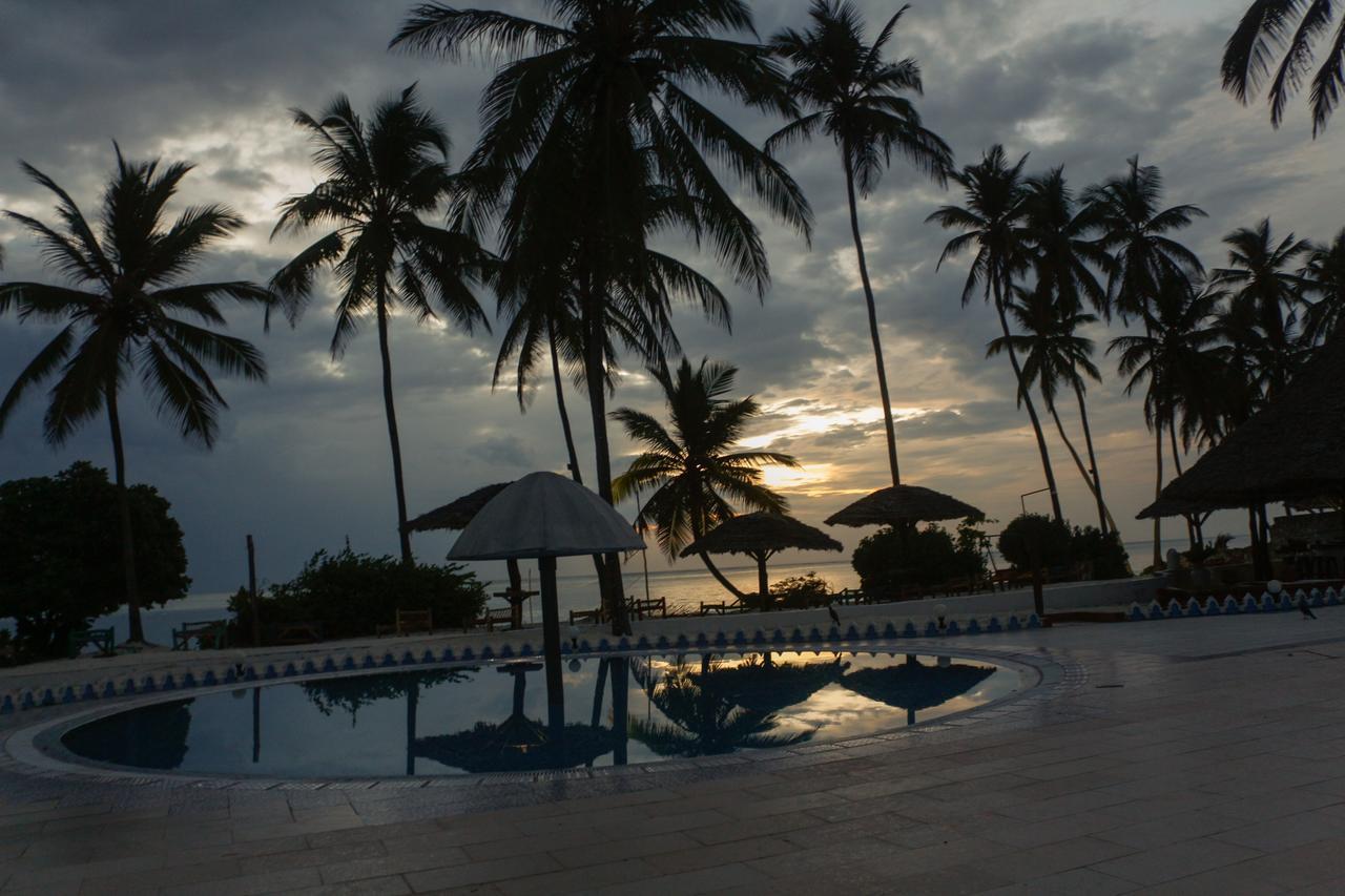 Zanzibar African Sun Sea Beach Resort & Spa מראה חיצוני תמונה